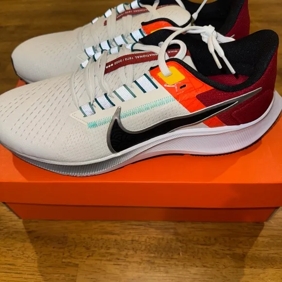 Nike Mens Air Zoom Pegasus 38 Running Shoes  White DQ4499 101 Size 10 New In Box