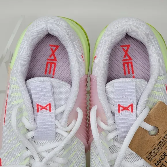 Nike Metcon 9 Women's Size 7.5 White Crimson Volt Gym Shoes DZ2537-101 New