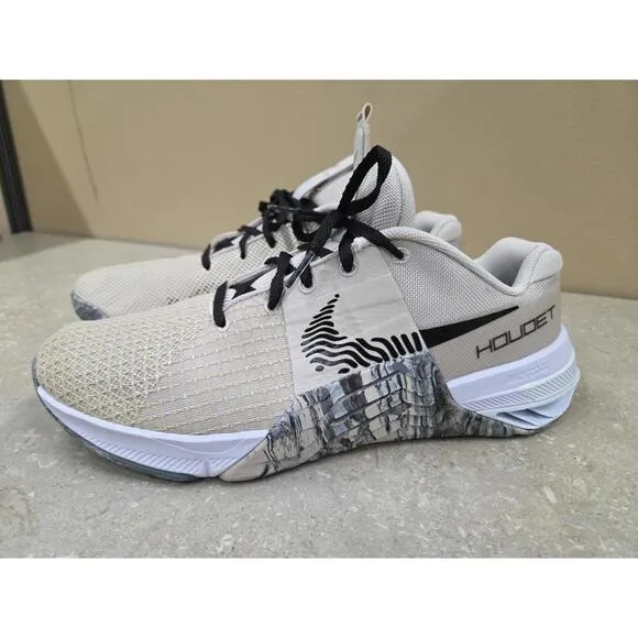 Nike React Metcon 8 By PIERRE HOUDET DV2271-900 Men’s 11 Tan/White Lock Laces