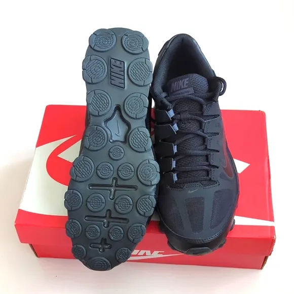 Nike Reax 8 TR Men's Cross Training Shoes