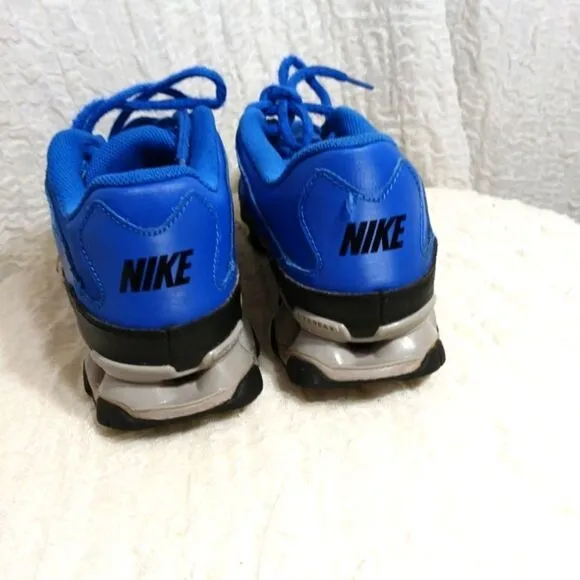 Nike Reax TR Mesh Leather Sneakers Size 7.5