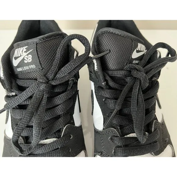 Nike SB Dunk Low Pro Retro &quot;Pandas&quot; 2022. Size 7.