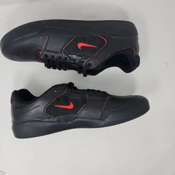 Nike SB Skateboarding Shoes Mens 9.5 Black Ishod Wair Premium Logo Lace Up