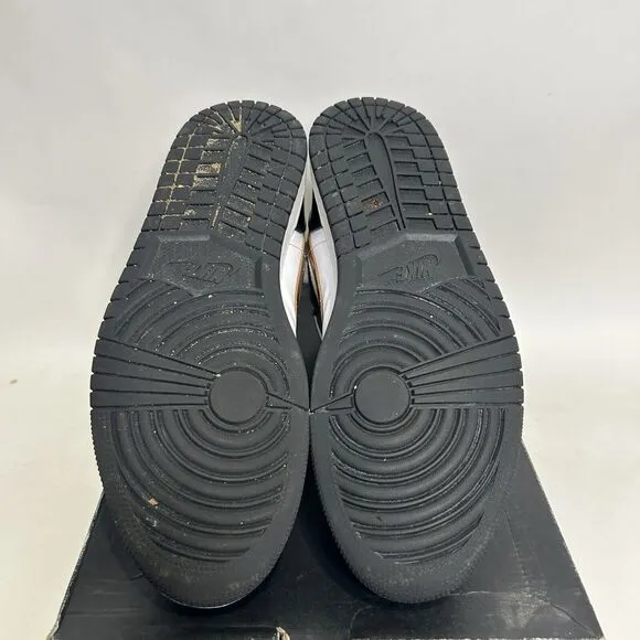 Nike Shoes Air Jordan 1 Mid SE “Patent Black Gold” 2024
