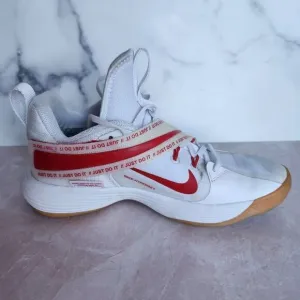 Nike strap over hyperset 8.5 white red chunky athletic gym shoes