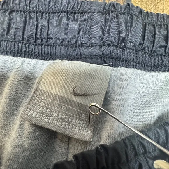 Nike Track Pants Black Zippered Hem Lightweight Athletic Mens Size L