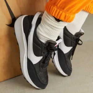 Nike Waffle Debut Sneakers Shoes Black White Swoosh Womens 8 DH9523-002 Workout