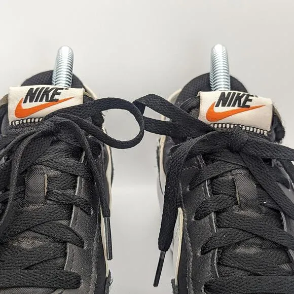 Nike Waffle Debut Sneakers Shoes Black White Swoosh Womens 8 DH9523-002 Workout