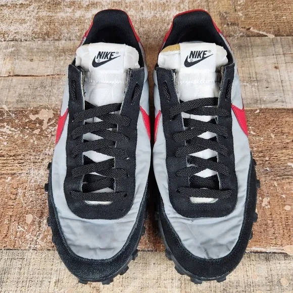 Nike Waffle Racer Men's Sz 9 Red Wolf Gray Athletic Gym Sneaker Shoes CN5449-001