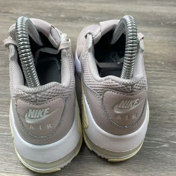 Nike Women's Air Max Excee Shoes Platinum Violet White CD5432-010 Size 6 NEW