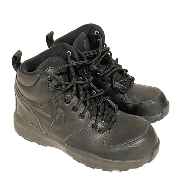 Nike Youth Size 4 Black Monoa ACG Sneakers Boots Mid Top