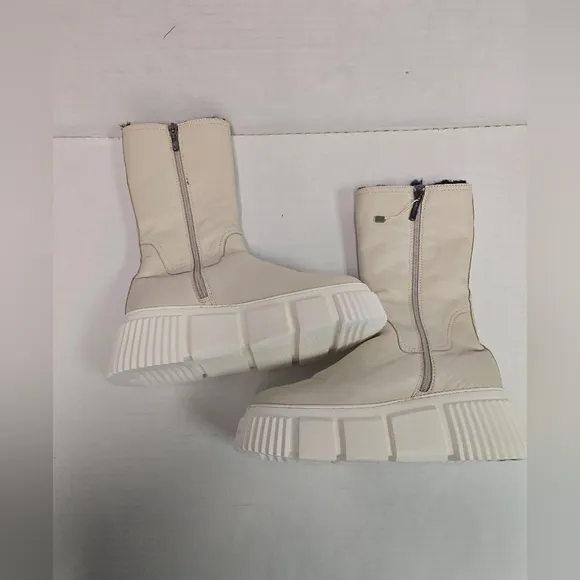 NILA &amp; NILA Ankle Boots In Ivory Platform Woman's 40  With Bottoms NWOT military