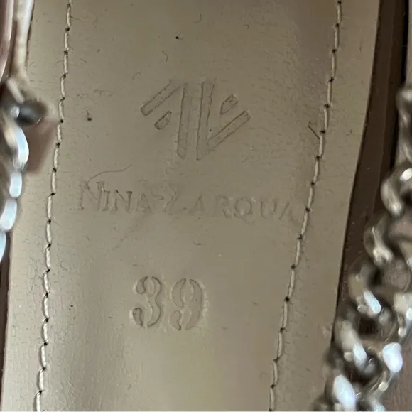 Nina Zarqua patent leather Pump Black Heel Silver Chains tan taupe size 39