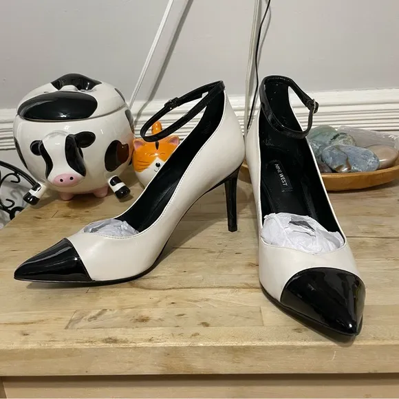 Nine West Erenn Pointy Toe Stiletto Dress Pumps Size 9.5