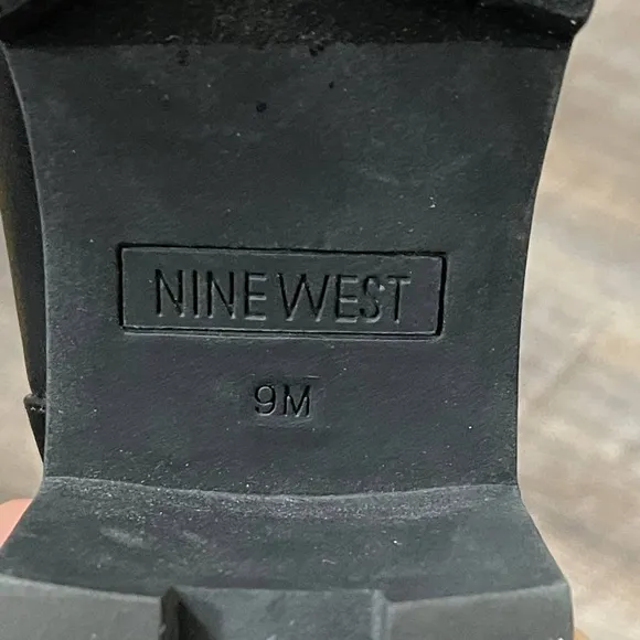 NIne West Quona3 Combat Booties Black Lace-up Block Sz 9M Grunge Punk Gothic