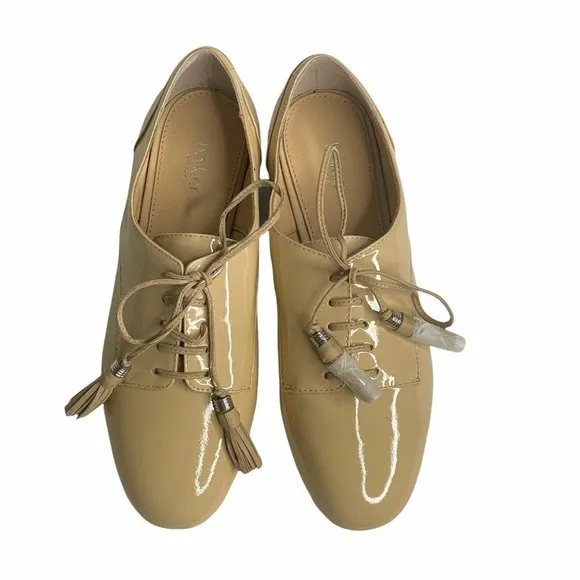 NWOB Botkier NY Shoes Caia Natural Patent Tassel Derby Oxford