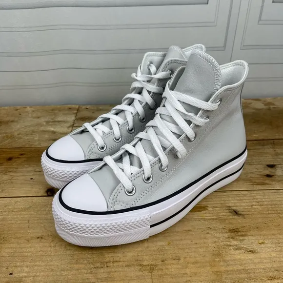 NWOB - Chuck Taylor All-Star Lift Platform Leather - W 6.5‎ - Gray