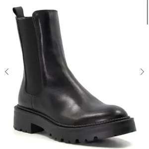 NWOB DUNE Leather‎ Boots