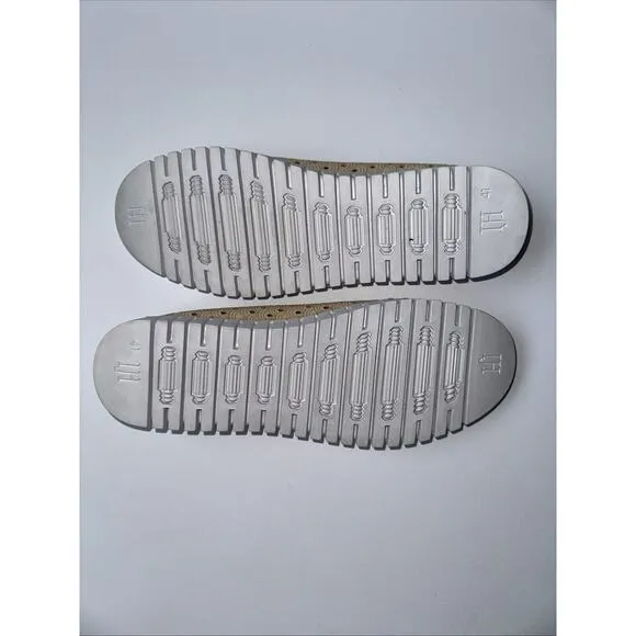 NWOB Ilse Jacobsen Beige Leather Tulip Perforated Slip on Shoes Size 10