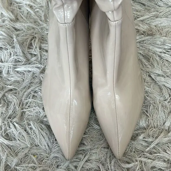 NWOB Jeffrey Campbell Guillo Pointed Toe Slouchy Boots in Ivory Patent size 8.5