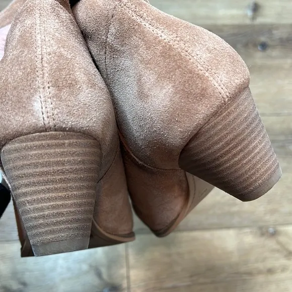 NWOB Lucky Brand Fukko Light Brown Suede Mid Calf Boots 38.5/8M