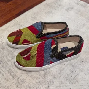 NWOB Res Ipsa Kilim Sneaker Size 10