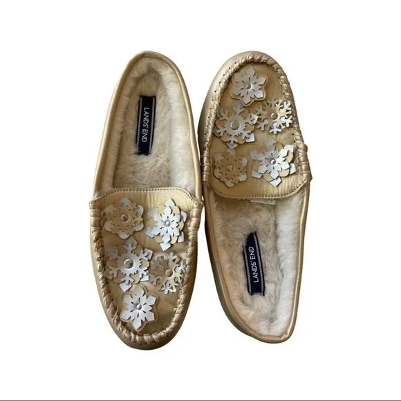 NWOB Lands' End Snowflake Fur Lined Faux Leather Moccasin Slipper, Size 8
