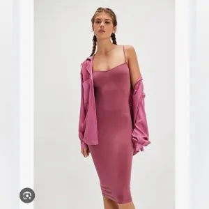 NWOT free people Hawthorne rose tea length seamless slip