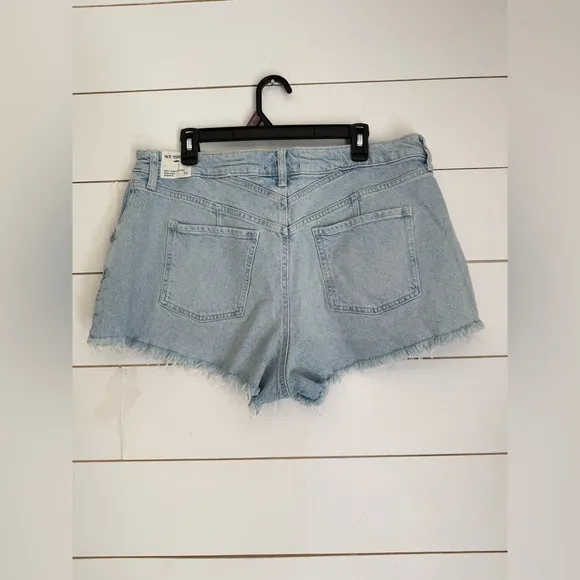 NWOT Free People We The Free CRVY High Voltage Denim High Rise Short Sz 35