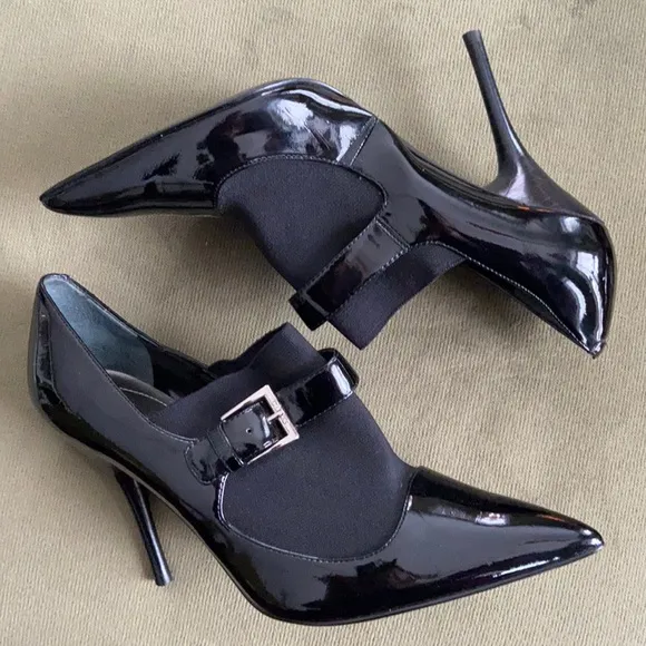 NWOT Guess Stiletto Stretch Fabric Mary Jane High Heel Shoes Women's Size 8.5