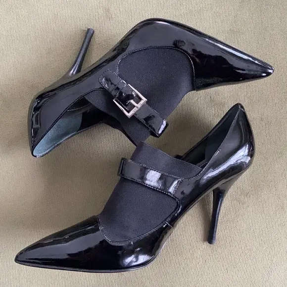 NWOT Guess Stiletto Stretch Fabric Mary Jane High Heel Shoes Women's Size 8.5