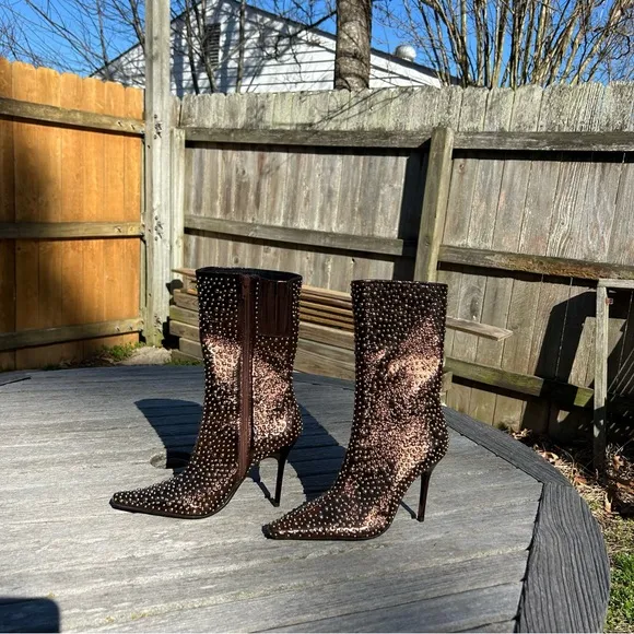 Nwot JEFFREY CAMPBELL iconic-e stiletto boot in‎ bronze gold metallic size 5