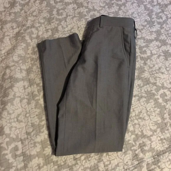 NWOT JF J.Ferrar Suit Jacket and Pants Set