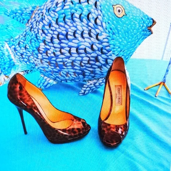 NWOT JIMMY CHOO CHEETAH PRINT  BROWN PATENT LEATHER PEEP TOE STILE