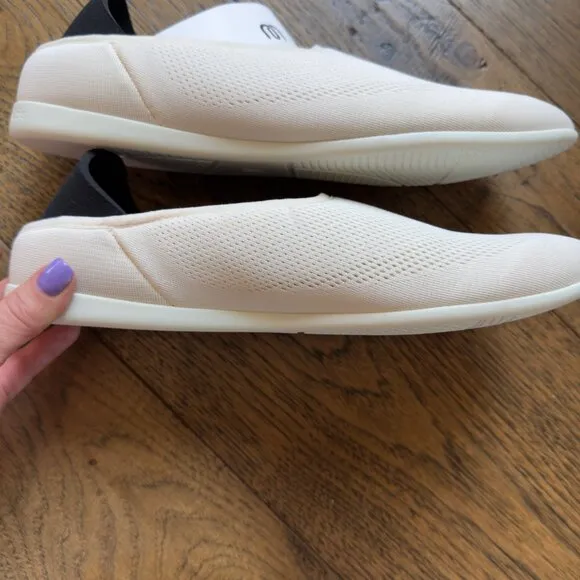 NWOT Mahabis Summer #SUM-A1V1 Women's Ivory Slippers Size 9.5-10