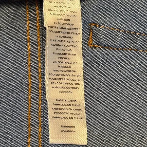 NWOT MARC JACOBS Vintage denim mini skirt blue leather logo patch XS/25”
