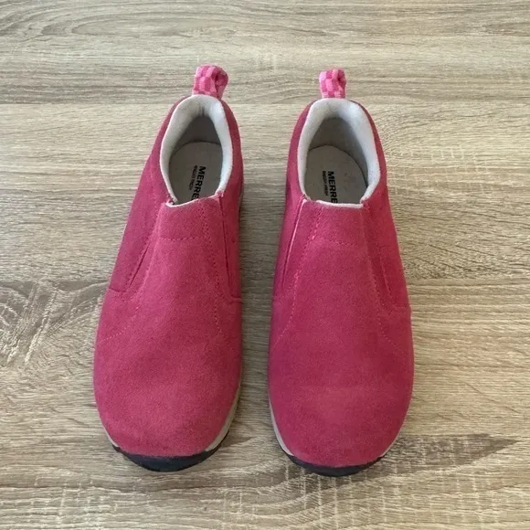 NWOT Merrell Suede Pink Jungle Moc Slip On Hiking Shoes Size‎ 2 Little Girl