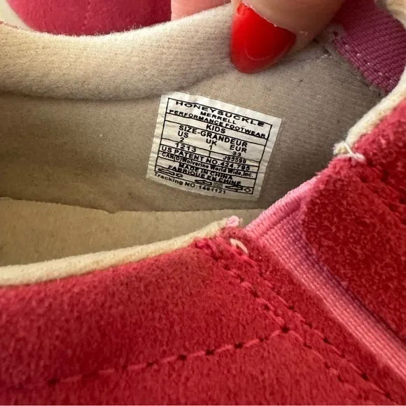 NWOT Merrell Suede Pink Jungle Moc Slip On Hiking Shoes Size‎ 2 Little Girl