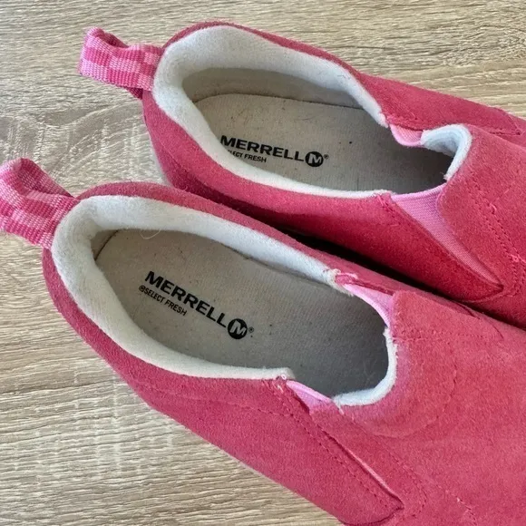 NWOT Merrell Suede Pink Jungle Moc Slip On Hiking Shoes Size‎ 2 Little Girl