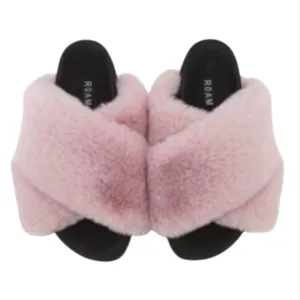 NWOT ROAM lilac Cloud Slippers