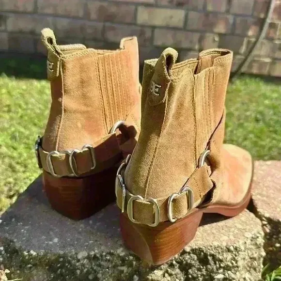 NWOT Sam Edelman Women's, Bellamie camel chunky heel Boot size 6