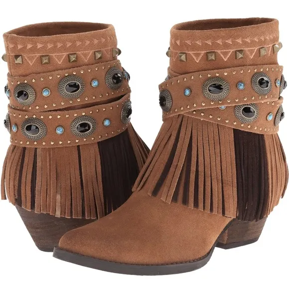 NWOT Sbicca Leather/ Suede Fringe Studded Boots |Size 7.5