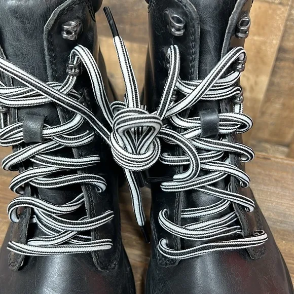 NWOT SOREL Lenox Lace Up Waterproof Leather Combat Boots Women's Size‎ 7.5