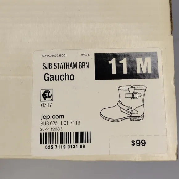 NWOT St John's Bay Gaucho Statham Buckle Mid Zipper Business Casual Boots