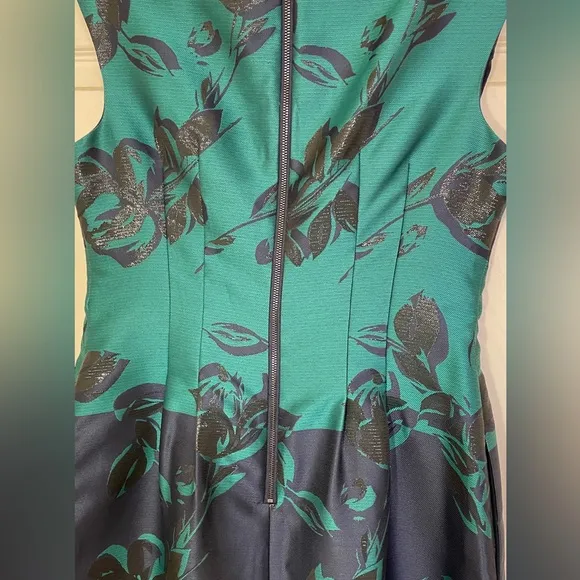 NWOT Vince Camuto Green Blue Dress Size 8