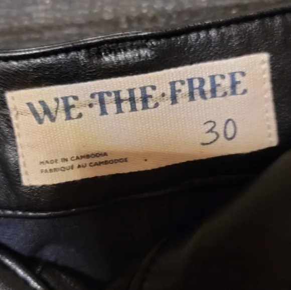NWOT-We The Free &quot; Wynne&quot; Vegan Leather Skirt-Black-Size 30