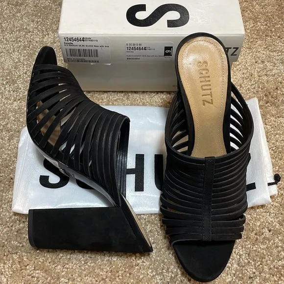 NWT 7.5/8 SCHUTZ  black suede strappy 4” chunky heel strappy Veronika nubuck NIB