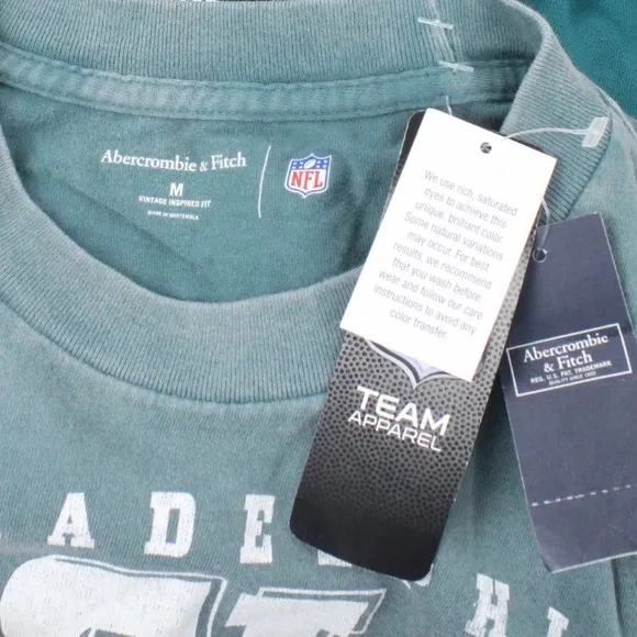 NWT [Abercrombie &amp; Fitch] Philadelphia Eagles NFL Graphic T-Shirt Men’s Sz M
