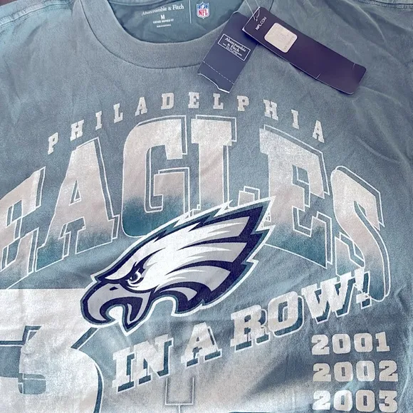 NWT [Abercrombie &amp; Fitch] Philadelphia Eagles NFL Graphic T-Shirt Men’s Sz M