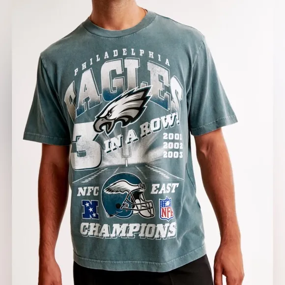 NWT [Abercrombie &amp; Fitch] Philadelphia Eagles NFL Graphic T-Shirt Men’s Sz M